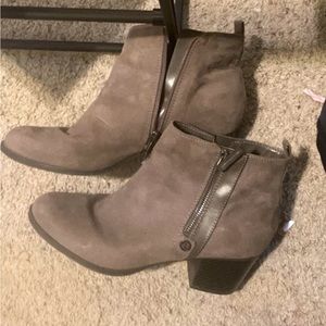 Size 11 Liz Claiborne boots